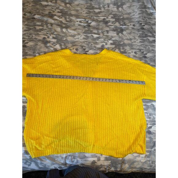 ASOS Bright Vibrant Yellow Long Sleeve Button Knit Sweater Women’s Size 24 Gift - Picture 12 of 15